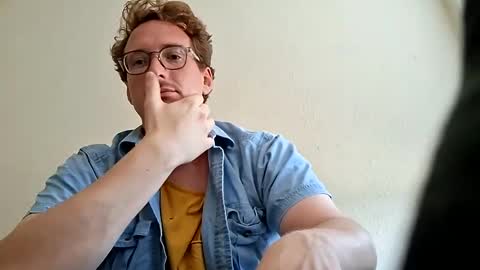 Snapshot of heyfriend320742 chatting on October 2025 08:50:02 PM heyfriend320742 online show from October 2025 08:50:02 PM