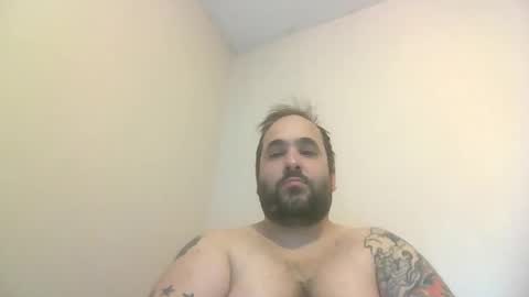 Snapshot of heyhoo111 chatting on June 2026 03:01:02 PM heyhoo111 online show from June 2026 03:01:02 PM
