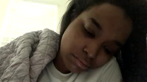 heyyou301990 online show from November 2025 02:17:01 PM