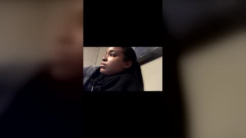 heyyou301990 online show from February 2026 01:15:02 AM