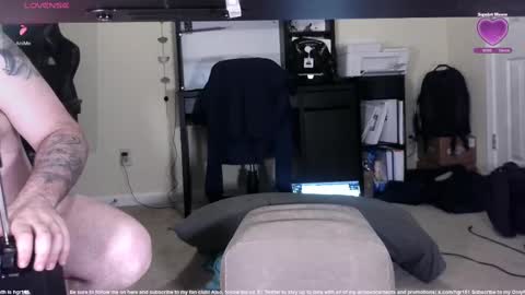 FunGuy33 online show from February 2025 08:20:01 AM