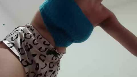 Snapshot of hhayek_eva7 chatting on December 2024 01:08:01 AM Eva online show from December 2024 01:08:01 AM