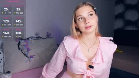 Elizabeth online show from September 2025 03:13:01 PM