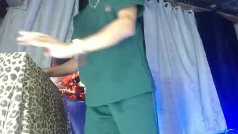 Snapshot of hidden_hairypigass chatting on November 2025 10:52:02 PM HIDDEN YUDEVIL online show from November 2025 10:52:02 PM