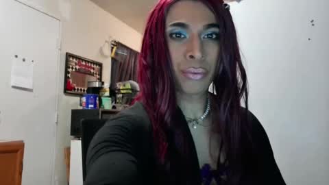 Snapshot of hihheelstranny chatting on February 2025 10:18:01 AM hihheelstranny online show from February 2025 10:18:01 AM