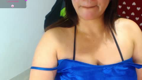 hiilary online show from September 2025 12:44:02 AM