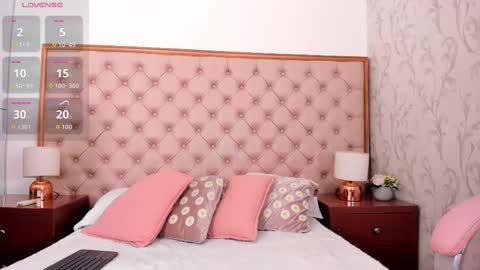 Hillary online show from October 2025 11:44:01 AM