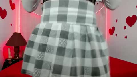 Snapshot of hinasha chatting on February 2025 10:47:02 PM Angel online show from February 2025 10:47:02 PM