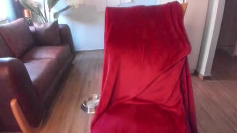 Hinnata online show from September 2025 01:12:01 PM