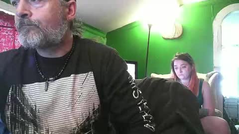 hippiedad333 online show from March 2026 09:52:01 PM