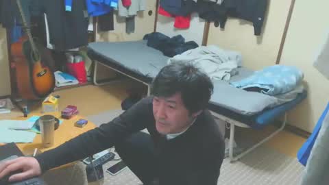 Snapshot of hiro110 chatting on February 2025 08:20:02 PM hiro110 online show from February 2025 08:20:02 PM