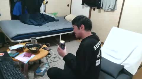 Snapshot of hiro110 chatting on March 2026 01:20:02 AM hiro110 online show from March 2026 01:20:02 AM