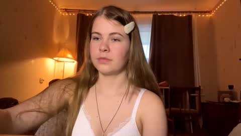 I am Amy ntmu Lets hit 10 Thumbs Up together online show from February 2026 05:26:02 AM