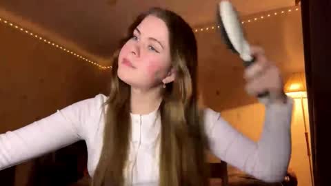 I am Amy ntmu Lets hit 10 Thumbs Up together online show from March 2026 03:08:02 PM