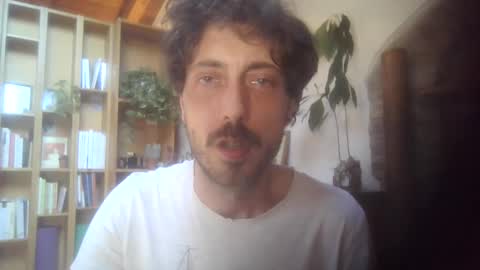 hitmenoww online show from May 2026 02:46:02 PM