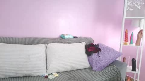 hiyakasudere_ online show from November 2025 06:40:01 PM