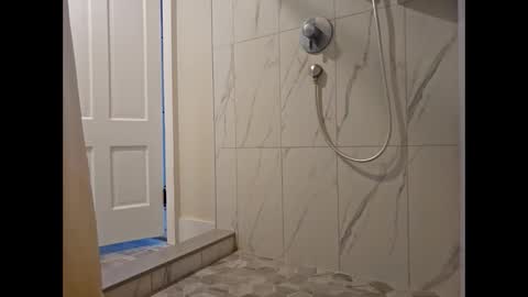 hockeyjock17 online show from April 2026 01:09:02 PM