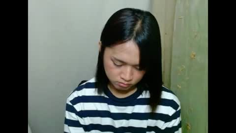 Snapshot of hoelyhanabi chatting on June 2026 04:17:02 PM KIESH online show from June 2026 04:17:02 PM