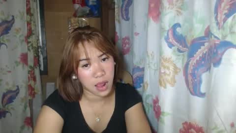 Karrie3 online show from March 2026 04:25:01 PM