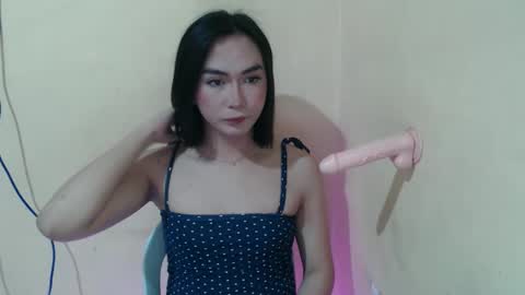 Kim3 online show from May 2026 11:39:02 AM