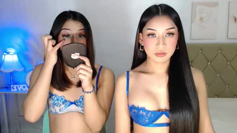 Snapshot of hoelymorri chatting on December 2025 02:11:01 PM Hoelymorri online show from December 2025 02:11:01 PM