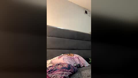 hoffman0189 online show from February 2026 02:16:02 AM