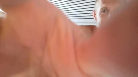 Snapshot of hola_homo chatting on May 2026 06:26:01 PM hola_homo online show from May 2026 06:26:01 PM