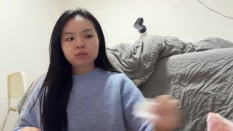 Snapshot of hola_sunflower chatting on November 2025 02:43:02 PM amy online show from November 2025 02:43:02 PM