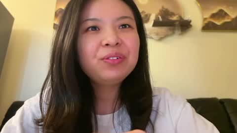 Snapshot of hola_sunflower chatting on June 2026 01:27:01 PM amy online show from June 2026 01:27:01 PM