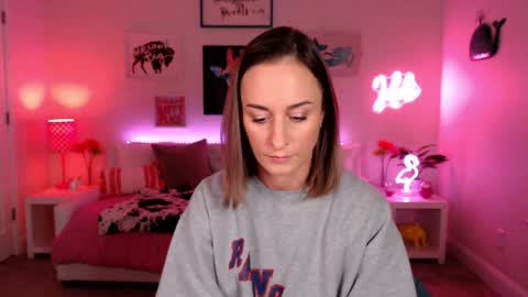 Holi Hurricane online show from December 2025 05:57:02 AM