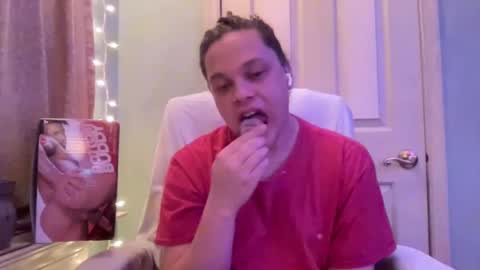 Hollys Drive threw Side Of CB. online show from December 2024 01:26:02 AM