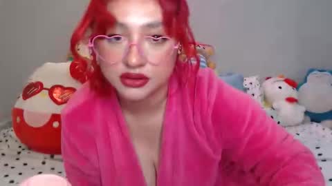 Holly Kitty online show from April 2026 06:27:01 AM