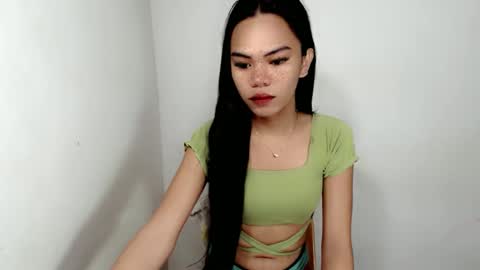 hollyhalo online show from October 2025 10:30:02 PM