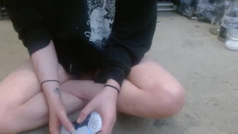 Holly Hawkes online show from March 2026 11:53:02 PM