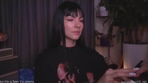 Holly Linder online show from November 2025 02:31:02 AM