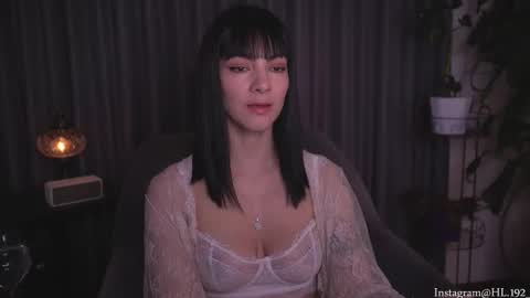 Holly Linder online show from February 2026 12:48:01 AM