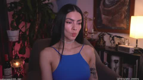 Holly Linder online show from April 2026 02:16:02 AM