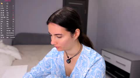 Snapshot of hollymonica chatting on July 2026 06:20:01 AM Delly online show from July 2026 06:20:01 AM