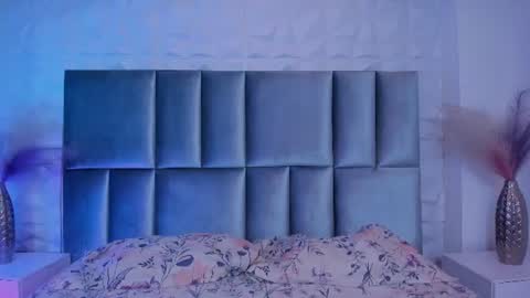 hollypeach_ online show from July 2026 07:46:01 PM