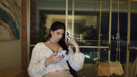 hollyshit_ online show from March 2026 01:11:02 AM