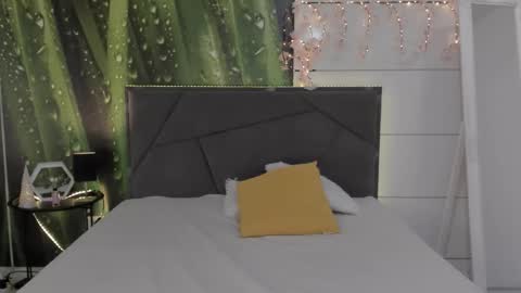 HollyTaillor online show from April 2026 05:38:02 AM