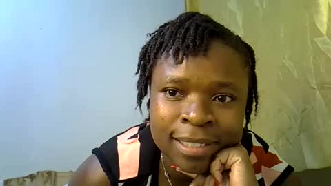 holy_ebony online show from June 2026 03:56:02 PM