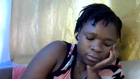 holy_ebony online show from June 2026 07:20:01 AM
