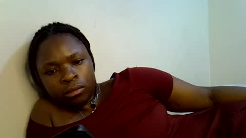 holy_ebony online show from July 2026 05:39:01 PM