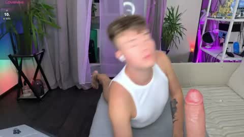 holy_eggs_00 online show from July 2026 05:12:02 PM