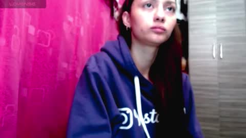 Juli online show from January 2026 04:49:01 AM