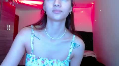 Snapshot of holy_julii chatting on June 2026 03:29:02 AM holy_julii online show from June 2026 03:29:02 AM