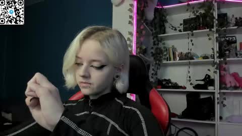 holy_mistresss online show from December 2025 10:24:02 AM