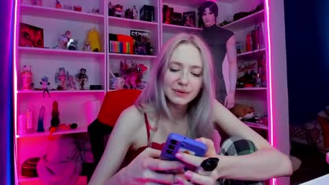 Snapshot of holy_rumi chatting on March 2026 05:19:01 AM Rumi online show from March 2026 05:19:01 AM