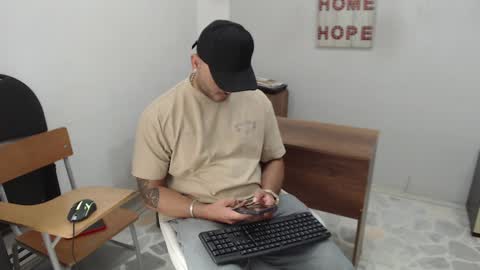 holy_sin online show from December 2024 02:28:01 PM